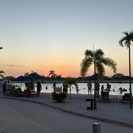 Moderno Con Vista En Baia Kristal